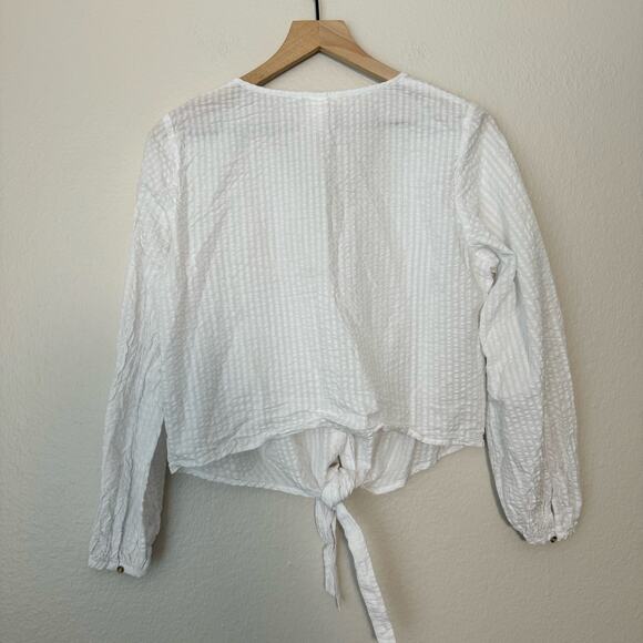 H&M Womens White Sheer Blouse V-Neck Button Tie Front Lightweight Girly Size 8 - Picture 5 of 7